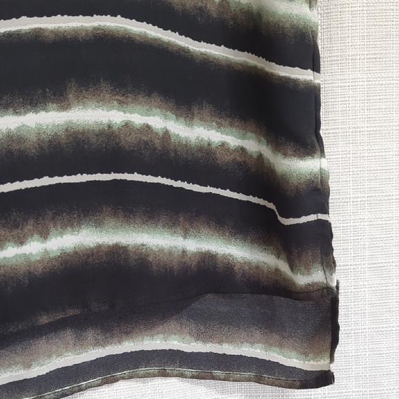 The Limited Women's Top Striped Black and‎ Gray Short Sleeves Lightweight Medium - Picture 5 of 6